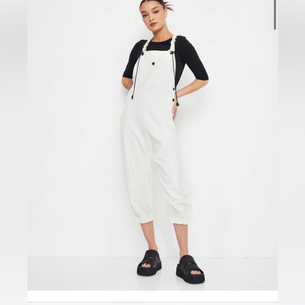 Lurdes Bergada white coated overalls size Medium